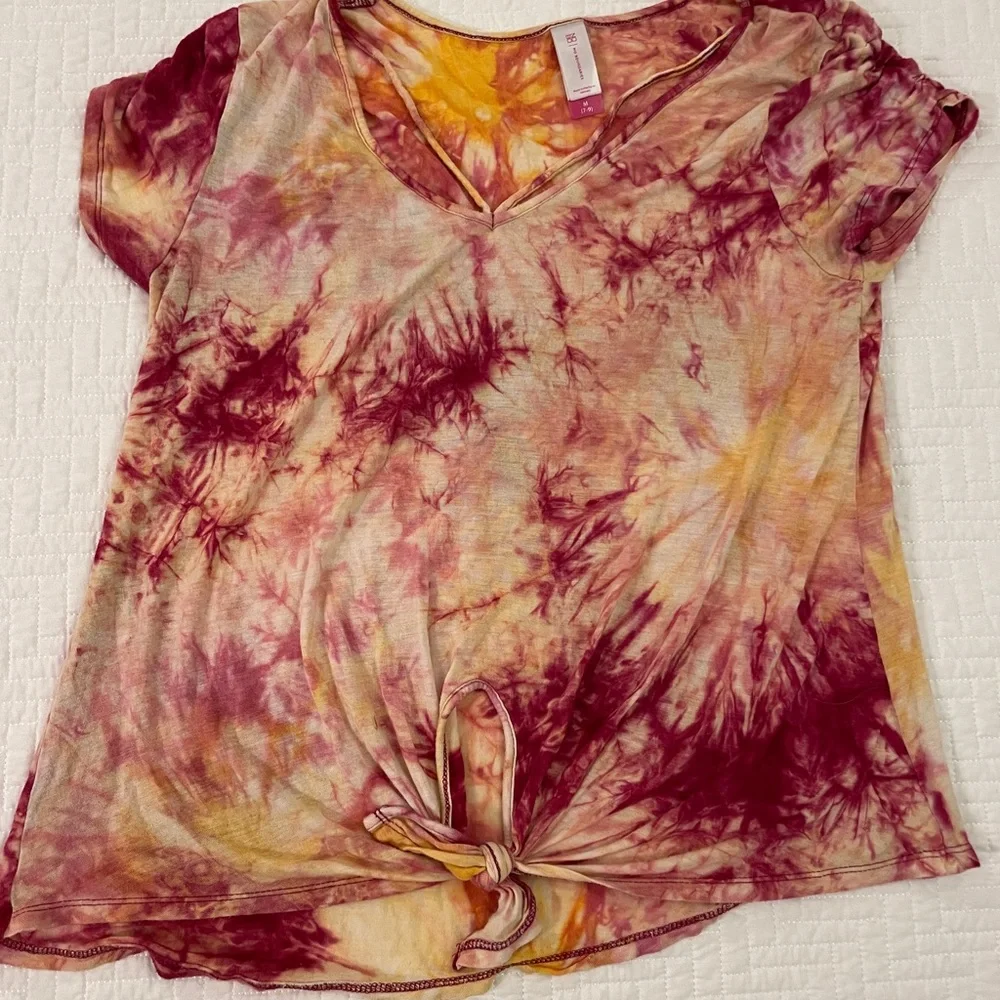 Lot of Juniors Size M Tops - Picture 5 of 10